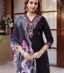Women Floral Embroidered Regular Thread Work Kurta with Palazzos & With Dupatta