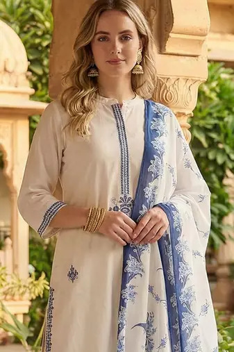 Women Floral Embroidered Regular Thread Work Pure Cotton Kurta with Trousers & With Dupatta