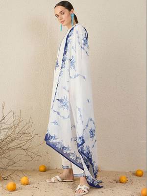 Women Floral Embroidered Regular Thread Work Pure Cotton Kurta with Trousers & With Dupatta 4