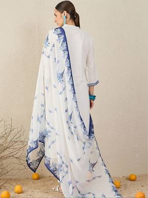 Women Floral Embroidered Regular Thread Work Pure Cotton Kurta with Trousers & With Dupatta 6
