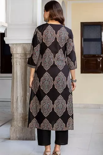 Women Ethnic Motifs Printed Regular Mirror Work Pure Cotton Kurta with Trousers