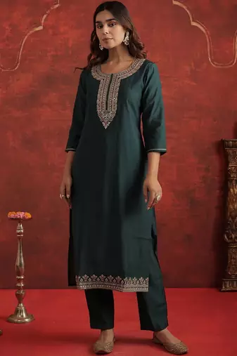 Women Ethnic Motifs Embroidered Kurta with Trousers & Dupatta