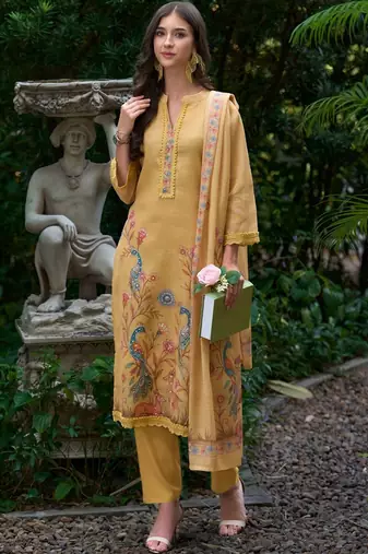 Women Floral Printed Regular Thread Work Linen Kurta with Trousers & With Dupatta