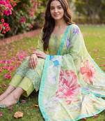 Women Floral Embroidered Regular Thread Work Kurta with Trousers & With Dupatta