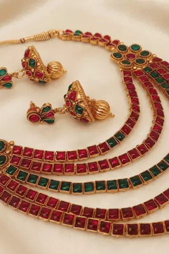 Multicolor kemp 5 layer necklace set