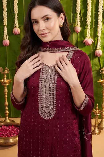 Women Ethnic Motifs Embroidered Regular Thread Work Kurta with Trousers & With Dupatta