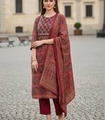 Women Printed Regular Pure Cotton Kurta with Trousers & With Dupatta