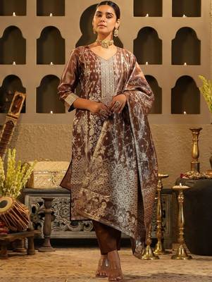 Women Ethnic Motifs Woven Design Kurta with Trousers & Dupatta 1