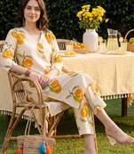 Women Floral Printed Regular Pure Cotton Kurta with Trousers