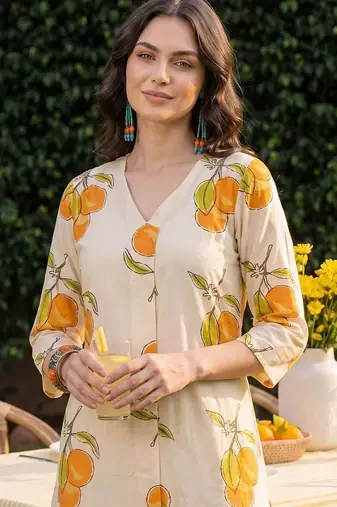 Women Floral Printed Regular Pure Cotton Kurta with Trousers