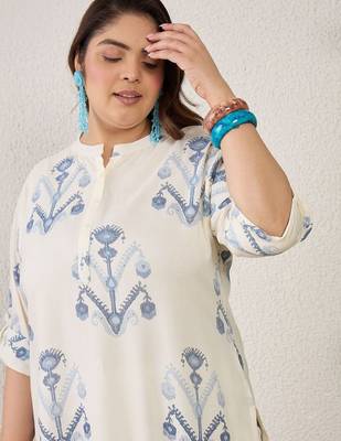 Plus Size Off White Printed Straight Kurta Palazzos Set 2