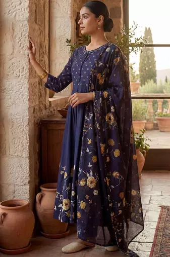 Women Floral Printed Regular Pure Cotton Kurta with Trousers & With Dupatta