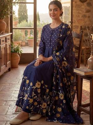 Women Floral Printed Regular Pure Cotton Kurta with Trousers & With Dupatta 4