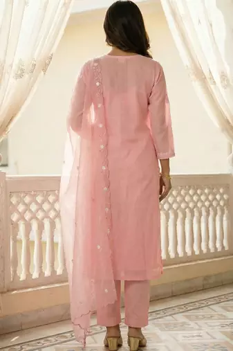 Women Ethnic Motifs Embroidered Regular Thread Work Kurta with Trousers & With Dupatta