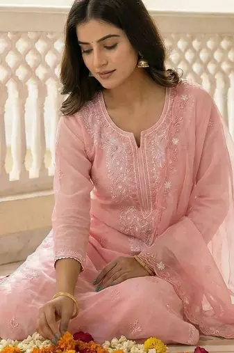 Women Ethnic Motifs Embroidered Regular Thread Work Kurta with Trousers & With Dupatta