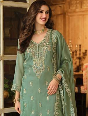 Women Ethnic Motifs Embroidered Regular Thread Work Kurta with Trousers & With Dupatta 3