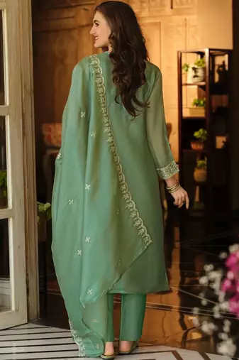 Women Ethnic Motifs Embroidered Regular Thread Work Kurta with Trousers & With Dupatta