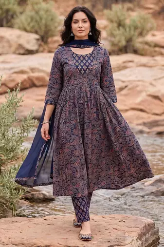 Women Paisley Printed Pleated Mirror Work Pure Cotton Kurta with Trousers & With Dupatta
