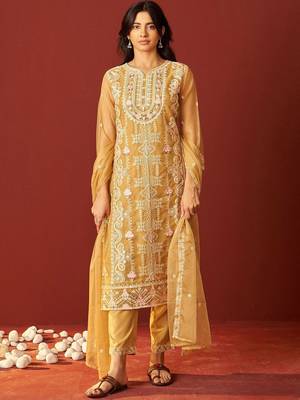 Women Ethnic Motifs Embroidered Kurta with Pyjama & Dupatta 2