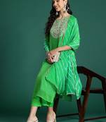 Leheriya Printed Zari Kurta With Trousers & Dupatta