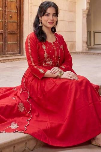 Women Ethnic Motifs Embroidered Regular Thread Work Kurta with Trousers & With Dupatta