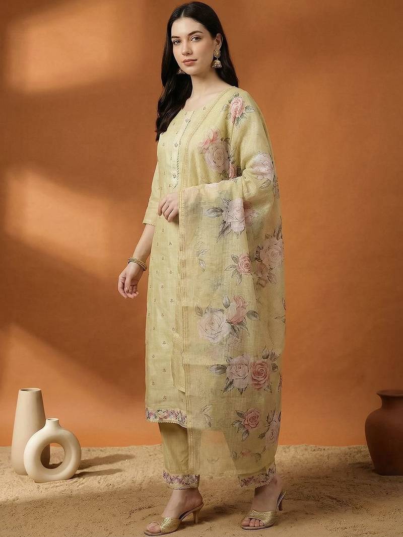 Women Ethnic Motifs Regular Linen Kurta with Trousers & With Dupatta