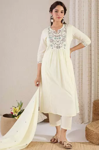 Women Floral Embroidered Cotton Kurta with Trousers & Dupatta