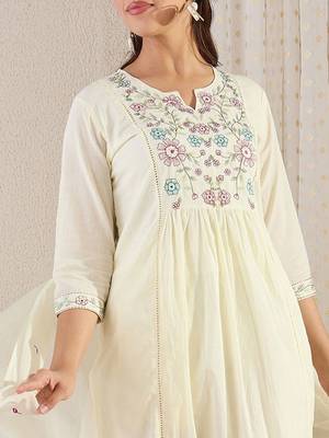 Women Floral Embroidered Cotton Kurta with Trousers & Dupatta 3