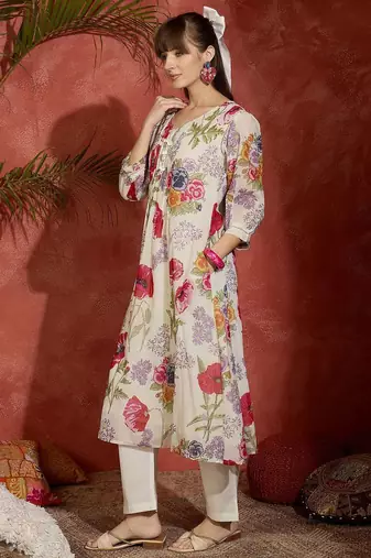 Women Floral Printed Regular Pure Cotton Kurta with Trousers