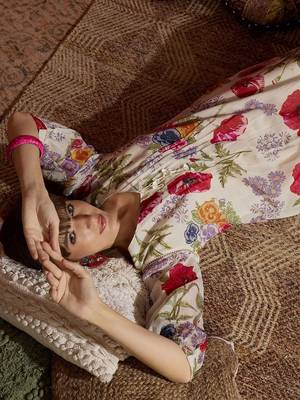 Women Floral Printed Regular Pure Cotton Kurta with Trousers 7