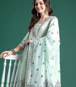 Ethnic Motifs Printed Pleated Pure Cotton Kurta with Trousers & Dupatta