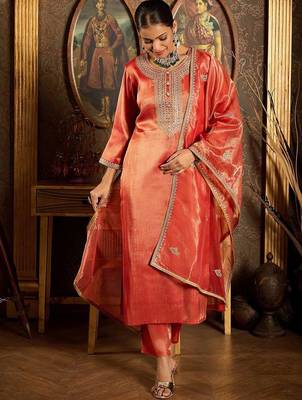 Ethnic Motifs Embroidered Zari Liva Kurta With Trousers & Dupatta 1