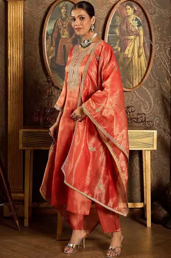 Ethnic Motifs Embroidered Zari Liva Kurta With Trousers & Dupatta