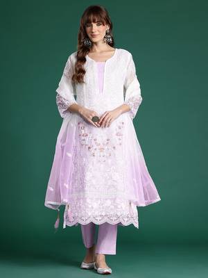 Floral Embroidered Sequinned Kurta with Trousers & Dupatta 5