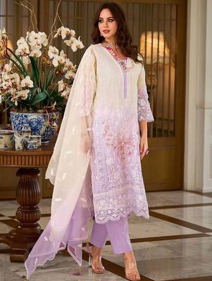 Floral Embroidered Sequinned Straight Organza Kurta With Trousers And Dupatta 3