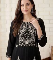 Women Floral Embroidered Regular Thread Work Kurta with Trousers