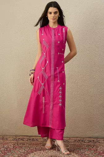 Women Embroidered Regular Thread Work Pure Cotton Kurta with Trousers