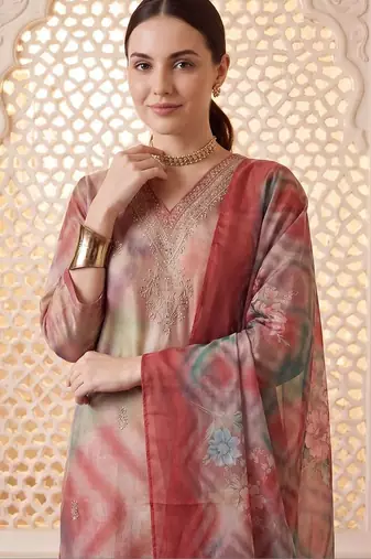 Women Women Dyed Regular Thread Work Kurta with Trousers & With Dupatta
