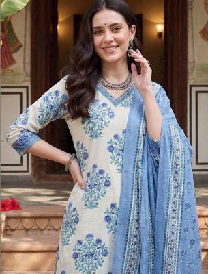 Women Floral Printed Regular Pure Cotton Kurta with Trousers & With Dupatta 2