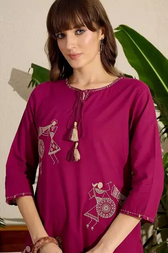 Women Ethnic Motifs Embroidered Regular Thread Work Pure Cotton Kurta with Trousers