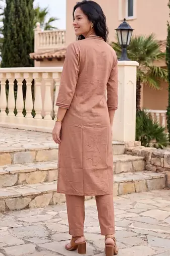 Women Floral Embroidered Regular Thread Work Pure Cotton Kurta with Trousers