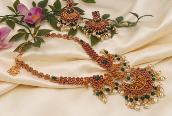 Multicolor kemp matt finish temple jewellery 1