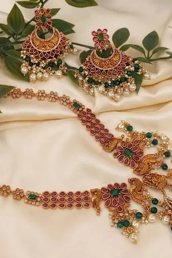 Multicolor kemp matt finish temple jewellery