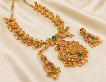 emeralds temple jewellery 3