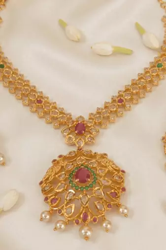 Multicolor uncuts bridal jewelry