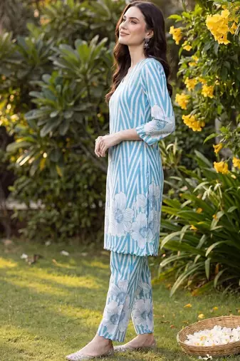 Women Printed Regular Pure Cotton Kurta with Trousers