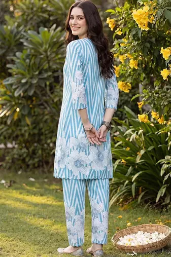 Women Printed Regular Pure Cotton Kurta with Trousers