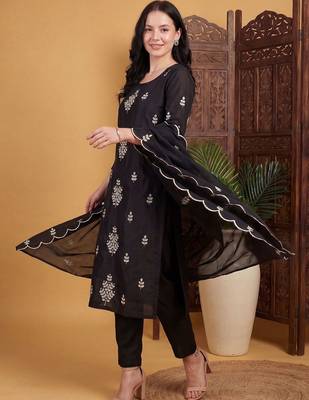Women Ethnic Motifs Embroidered Regular Thread Work Kurta with Trousers & With Dupatta 1