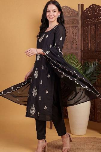 Women Ethnic Motifs Embroidered Regular Thread Work Kurta with Trousers & With Dupatta