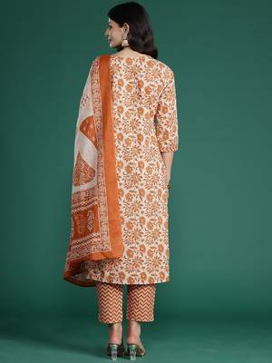 Floral Printed Gotta Patti Pure Cotton Kurta With Trousers & Dupatta 7